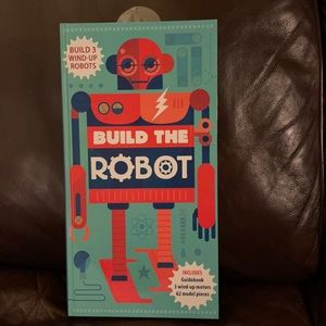 Book & kit to build 3 wind-up robots. Book, 3 wind-up motors, 62 model pieces.